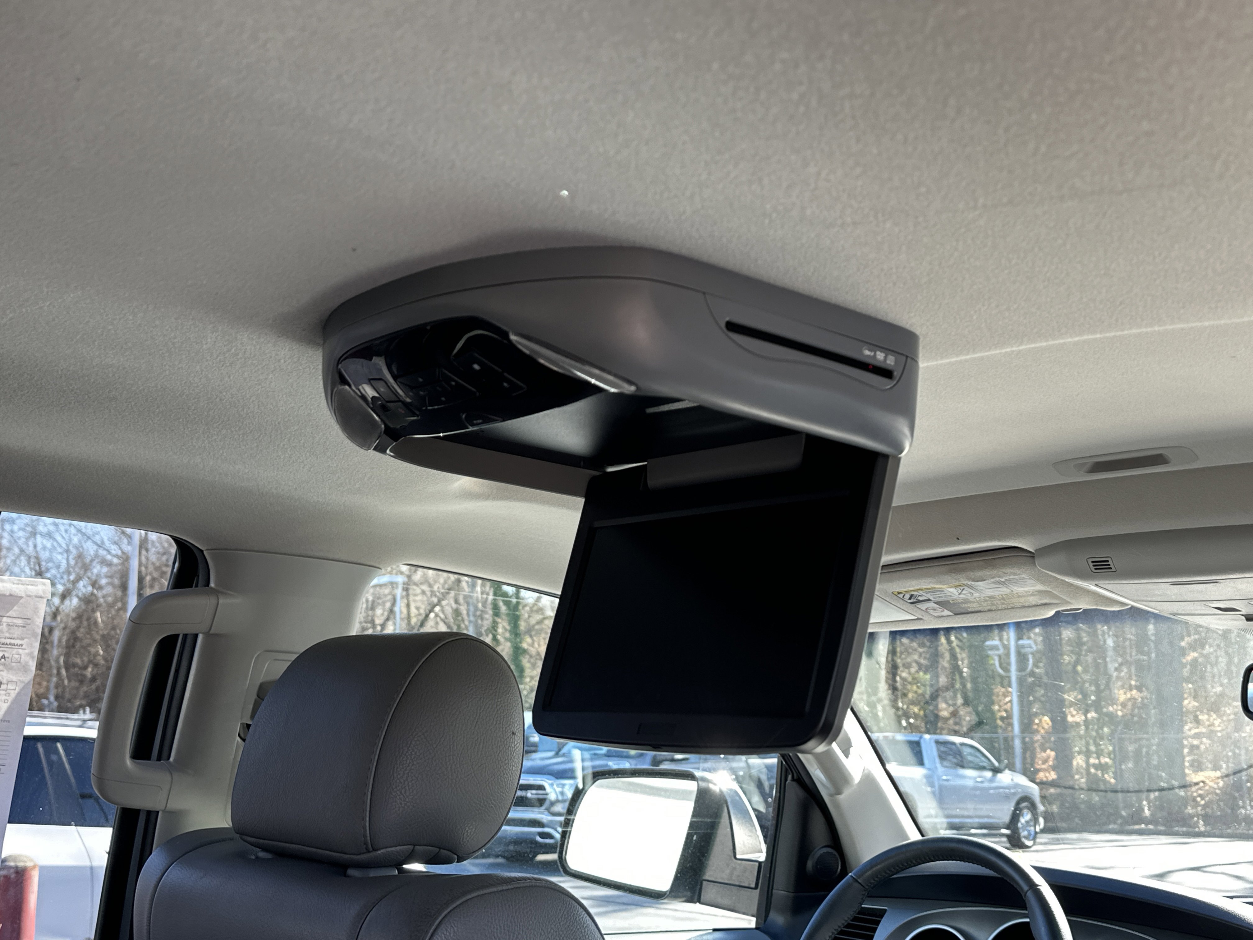 Used 2016 Toyota Sequoia Limited image 19