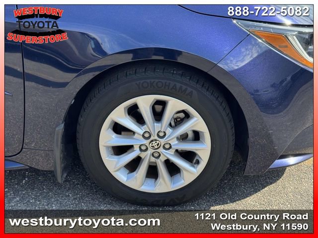 Used 2021 Toyota Corolla XLE w/ Advanced Lighting Package image 13