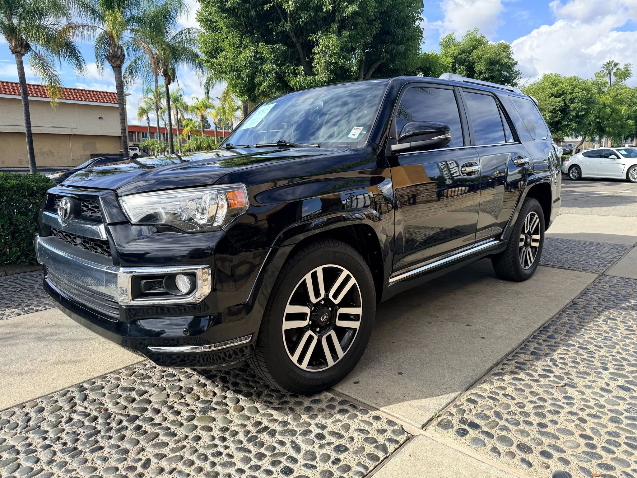 Used 2017 Toyota 4Runner Limited image 1