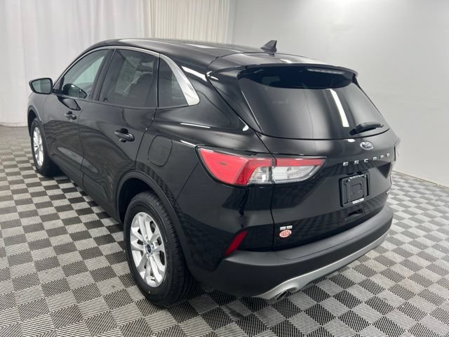 Used 2022 Ford Escape SE w/ Cold Weather Package AWD/4WD image 6