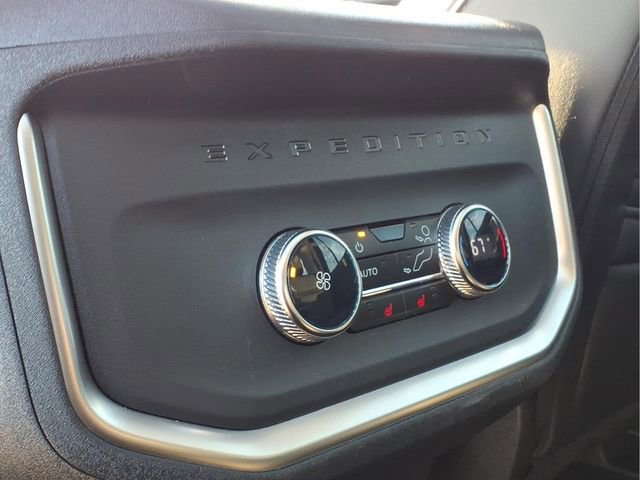 Used 2025 Ford Expedition Max Platinum image 26