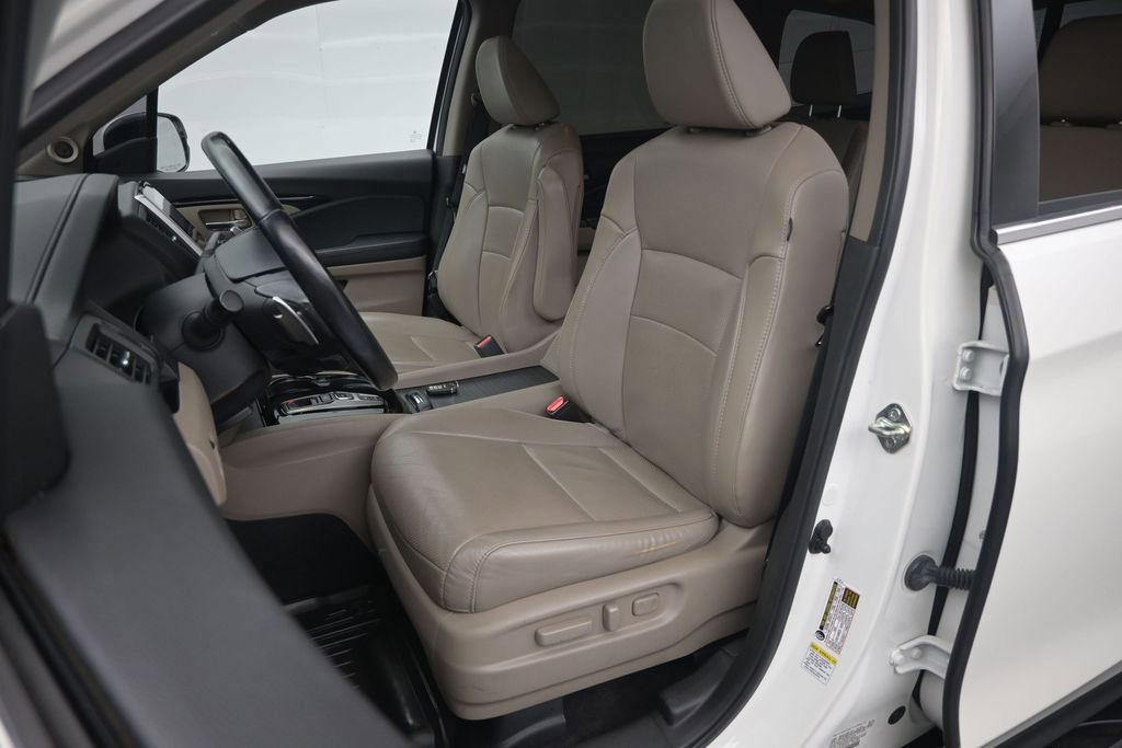 Used 2016 Honda Pilot Elite image 19