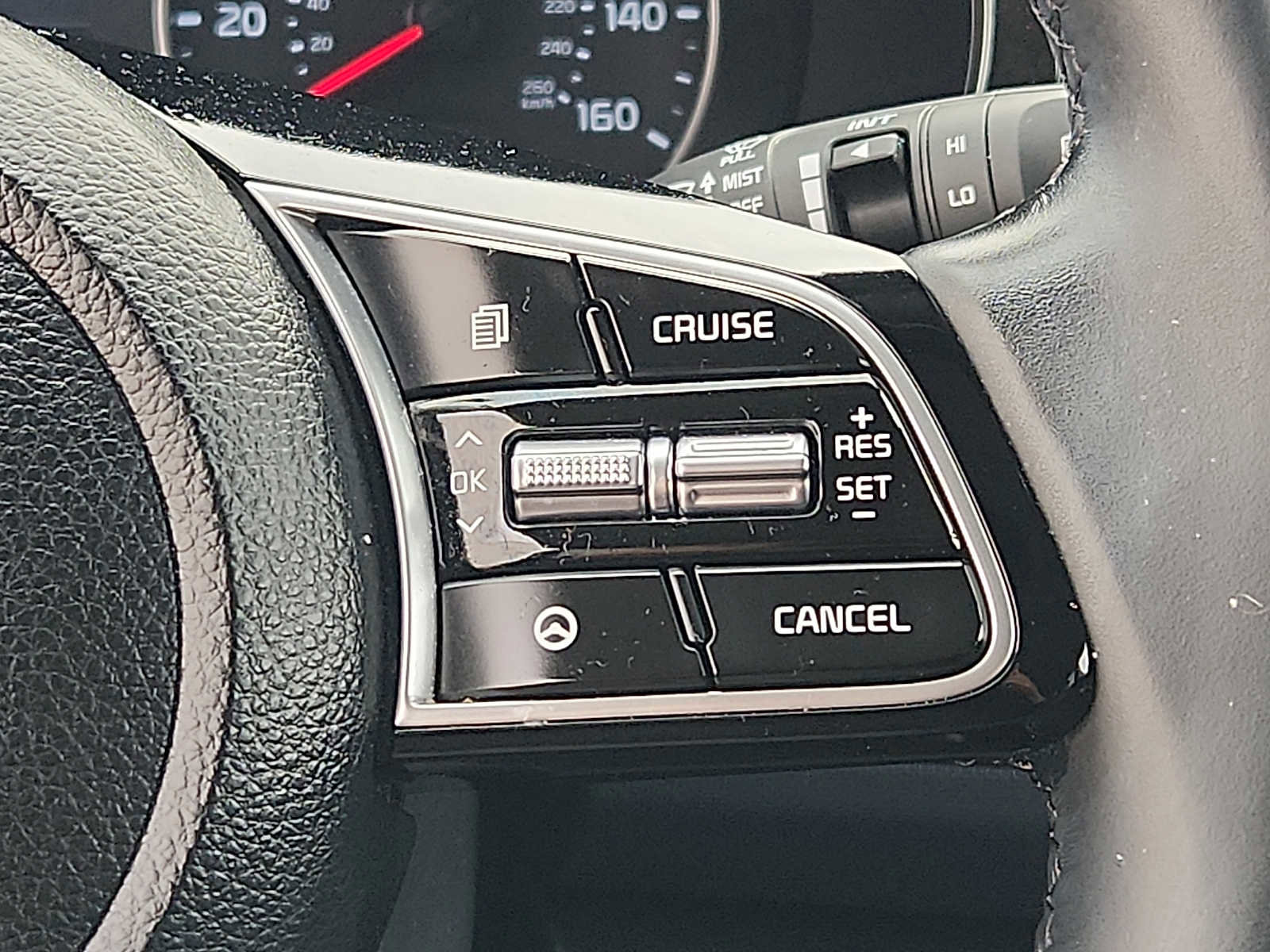 Used 2022 Kia Seltos Nightfall Edition image 21