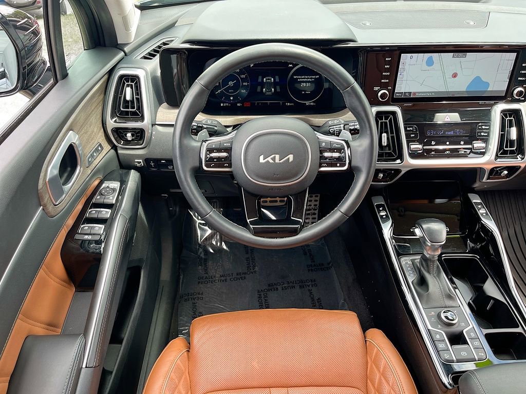 Used 2022 Kia Sorento SX Prestige w/ Rust Color Package AWD/4WD image 23
