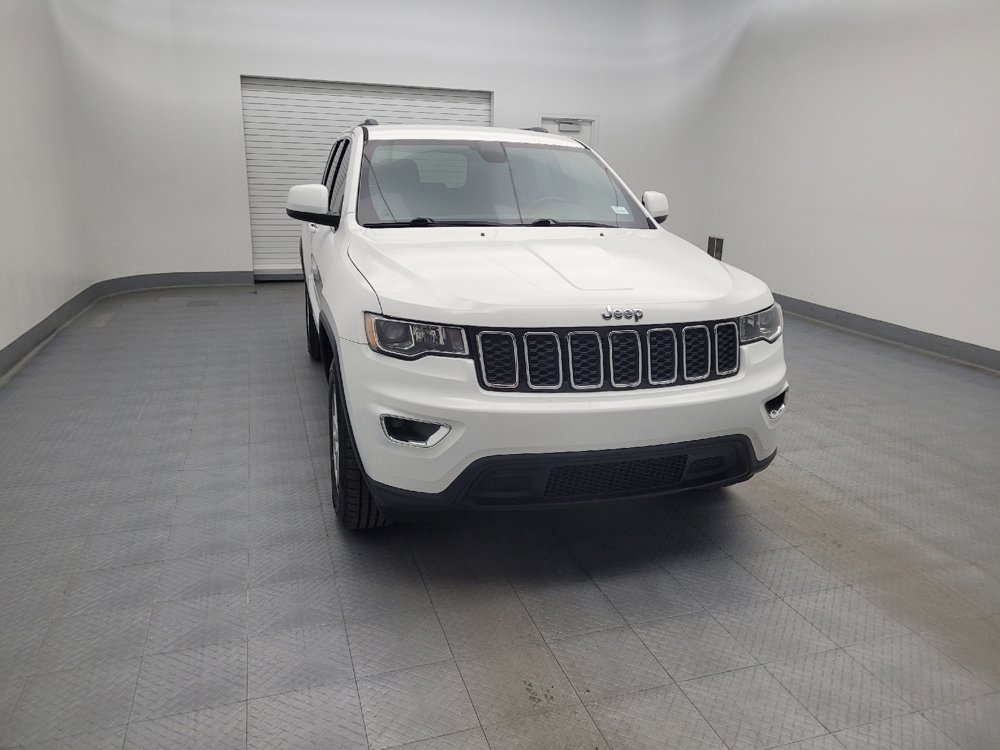 Used 2018 Jeep Grand Cherokee Laredo image 14