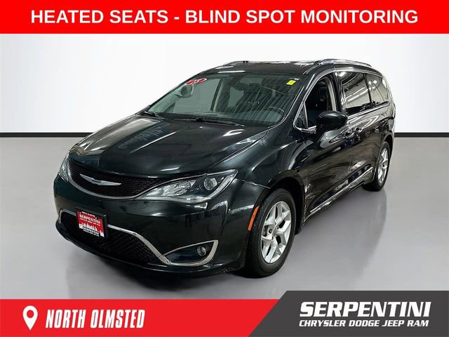 Used 2018 Chrysler Pacifica Touring-L w/ Tire & Wheel Group