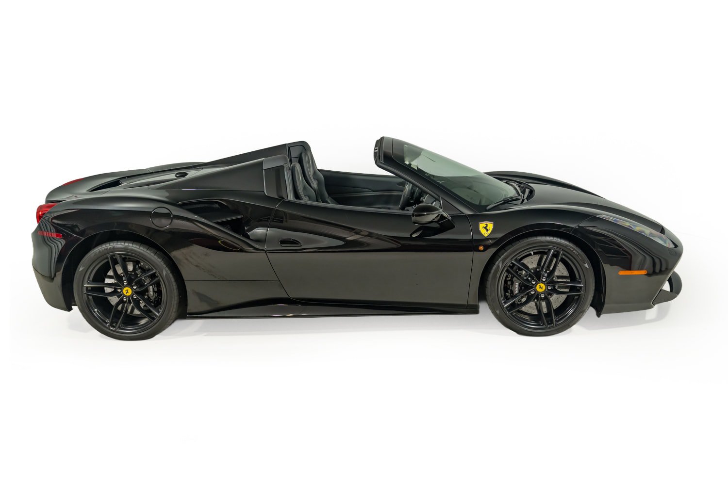 Certified 2018 Ferrari 488 Spider RWD image 20