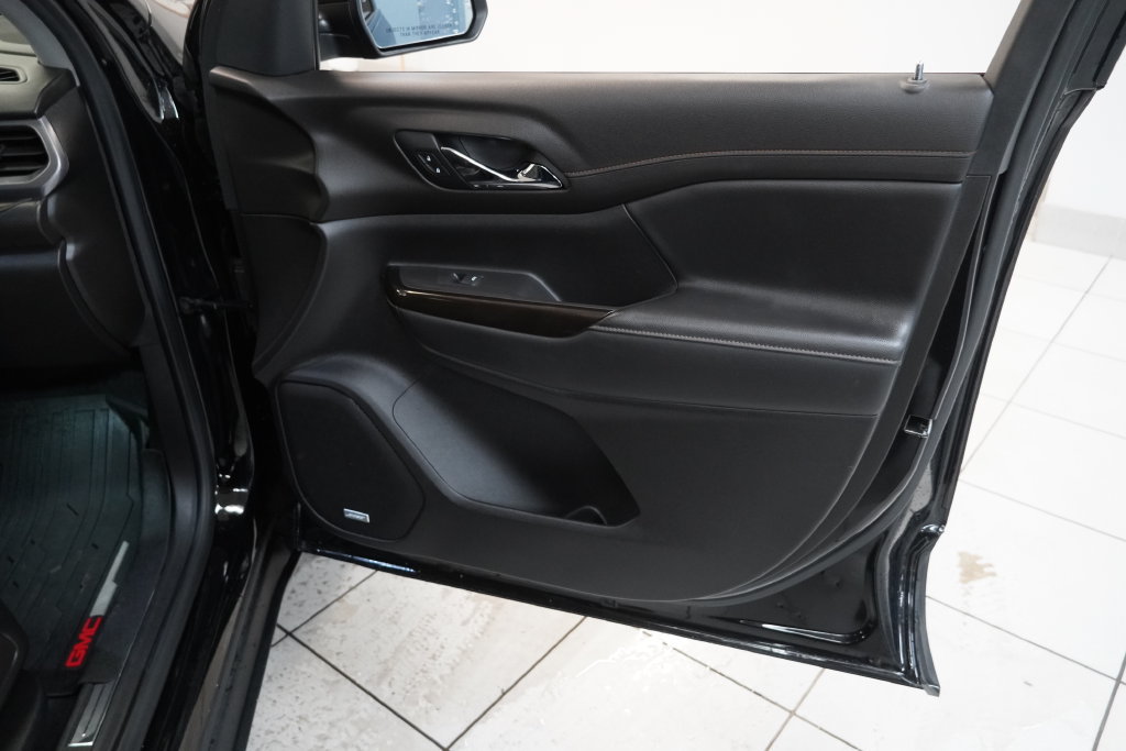 Used 2021 GMC Acadia AT4 w/ LPO, Floor Liner Package AWD/4WD image 29
