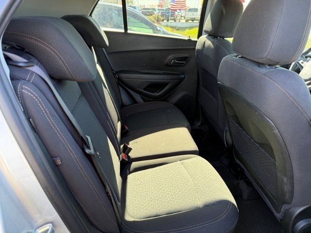 Used 2019 Chevrolet Trax LS w/ Tint and Cruise Package image 14