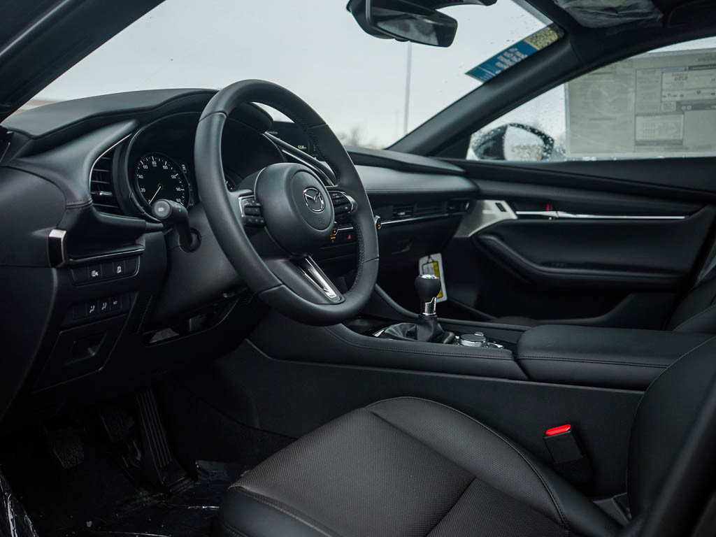 New 2026 MAZDA MAZDA3 2.5 S Hatchback w/ Premium Pkg FWD image 16