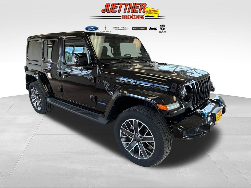 Used 2022 Jeep Wrangler Unlimited Sahara AWD/4WD image 8
