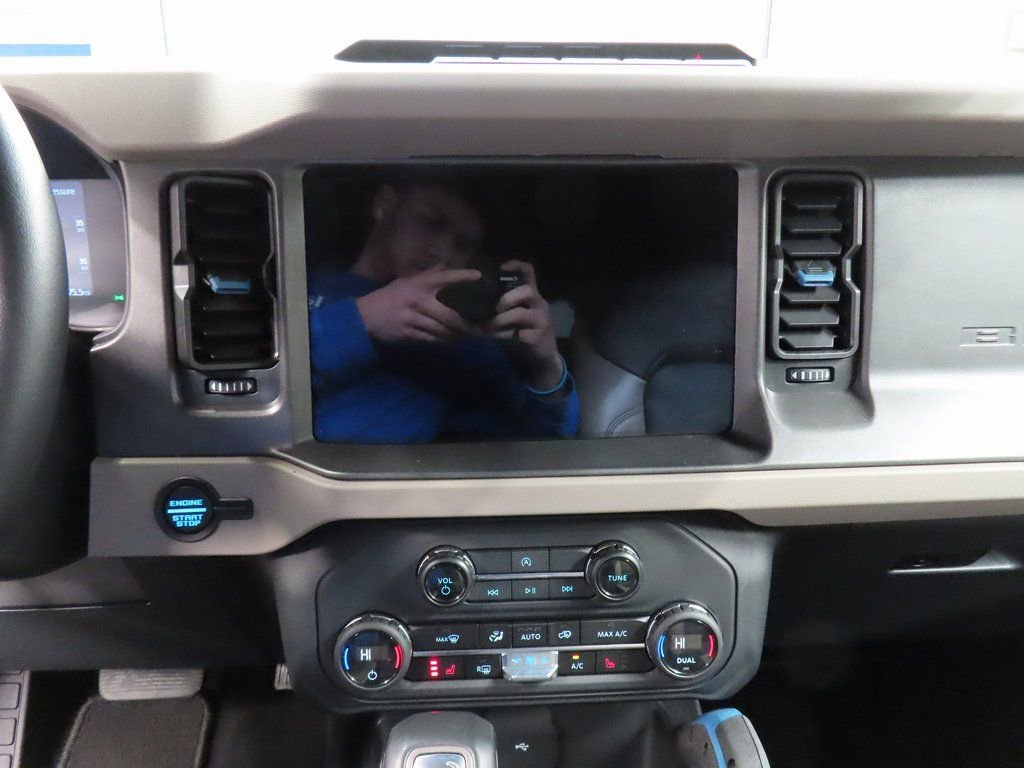 Used 2024 Ford Bronco Wildtrak image 13