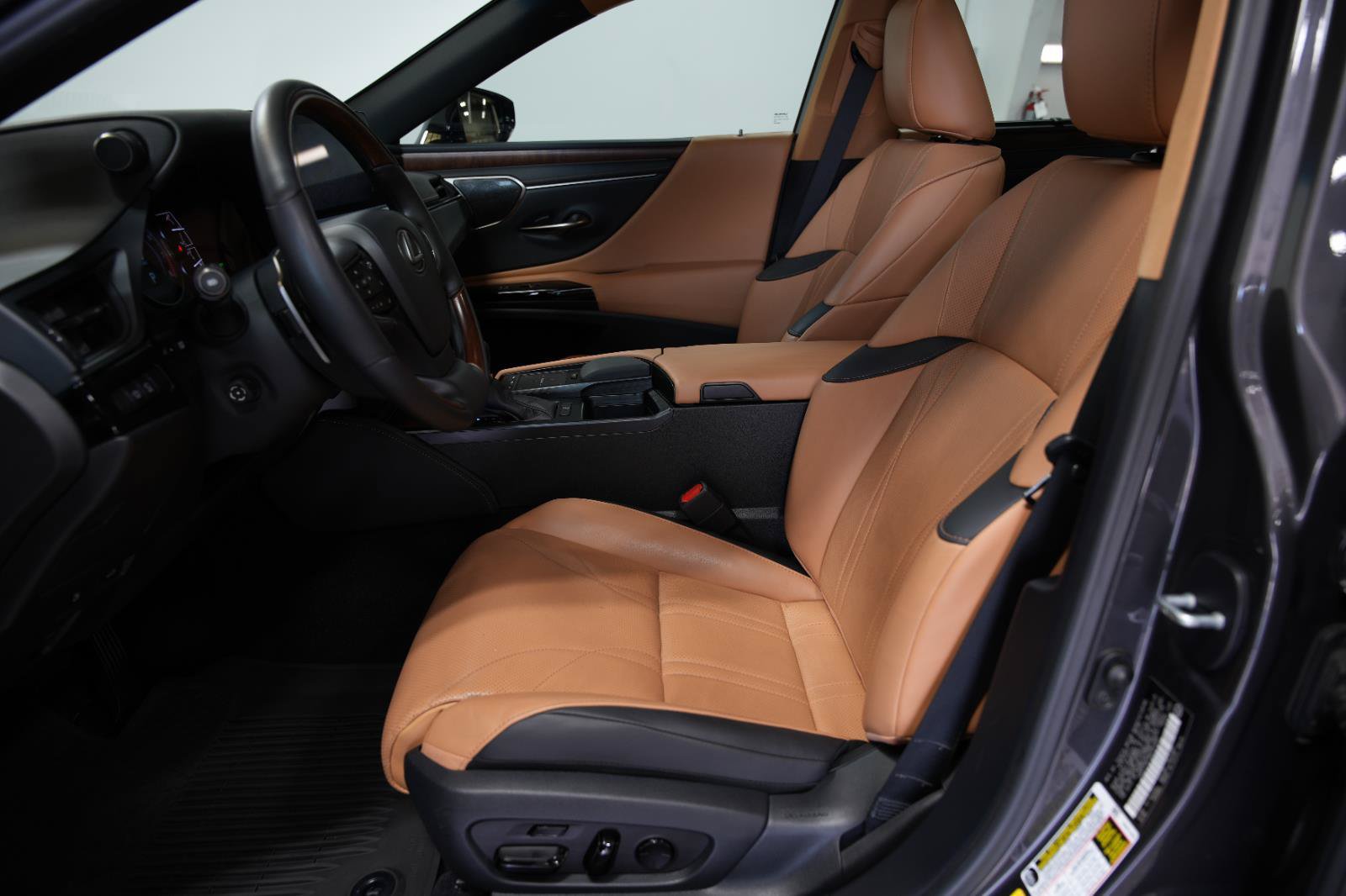 Used 2022 Lexus ES 350 Ultra Luxury w/ Accessory Package 2 FWD image 36