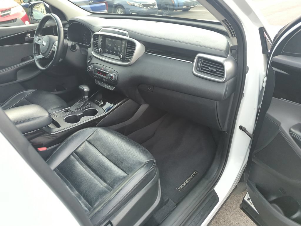 Used 2020 Kia Sorento EX AWD/4WD image 38