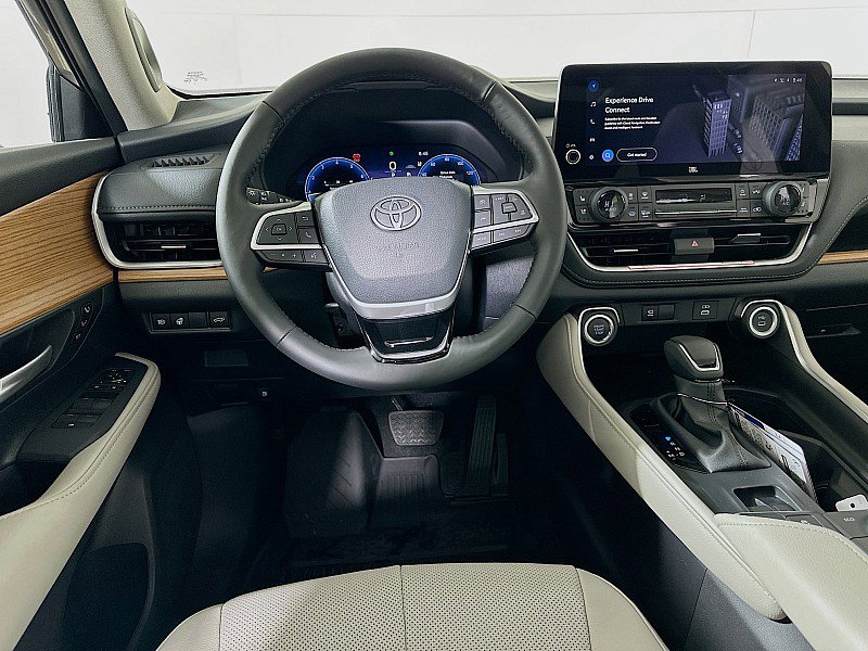 New 2026 Toyota Grand Highlander AWD image 12