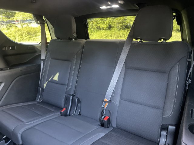 Used 2022 GMC Yukon SLE w/ Gmc Pro Safety Plus Package AWD/4WD image 23