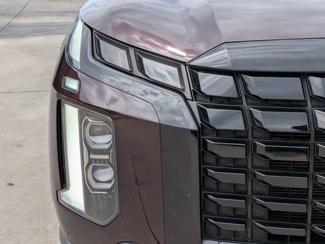 Used 2025 Hyundai Palisade Limited FWD image 11