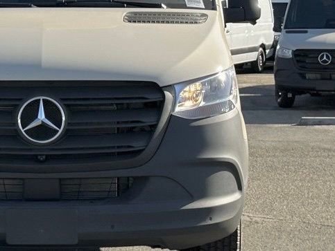 New 2025 Mercedes-Benz Sprinter 2500 image 4