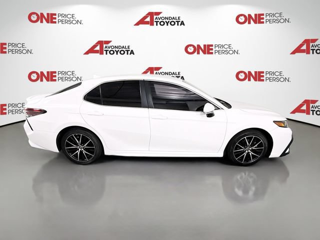 Certified 2022 Toyota Camry SE w/ Carpet Mat Package (TMS) FWD image 9