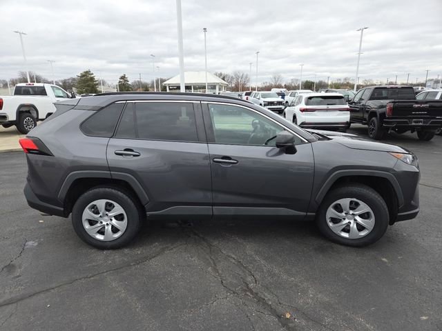 Used 2019 Toyota RAV4 LE image 15