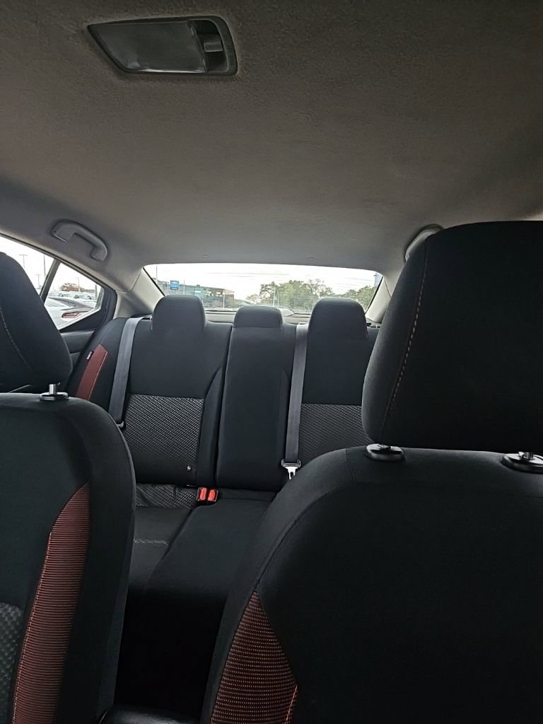Used 2024 Nissan Versa SR FWD image 18