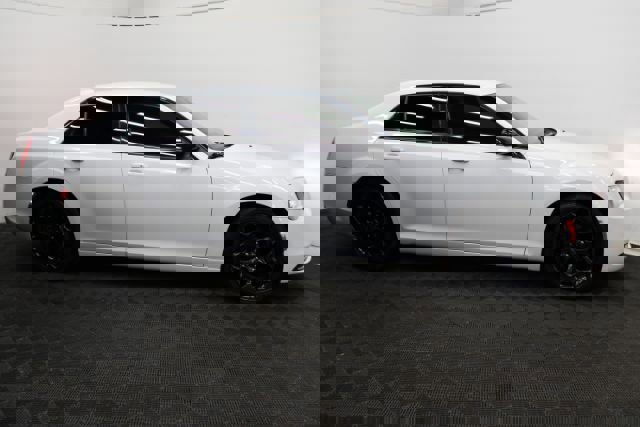 Used 2019 Chrysler 300 Touring w/ Sport Appearance Package image 4