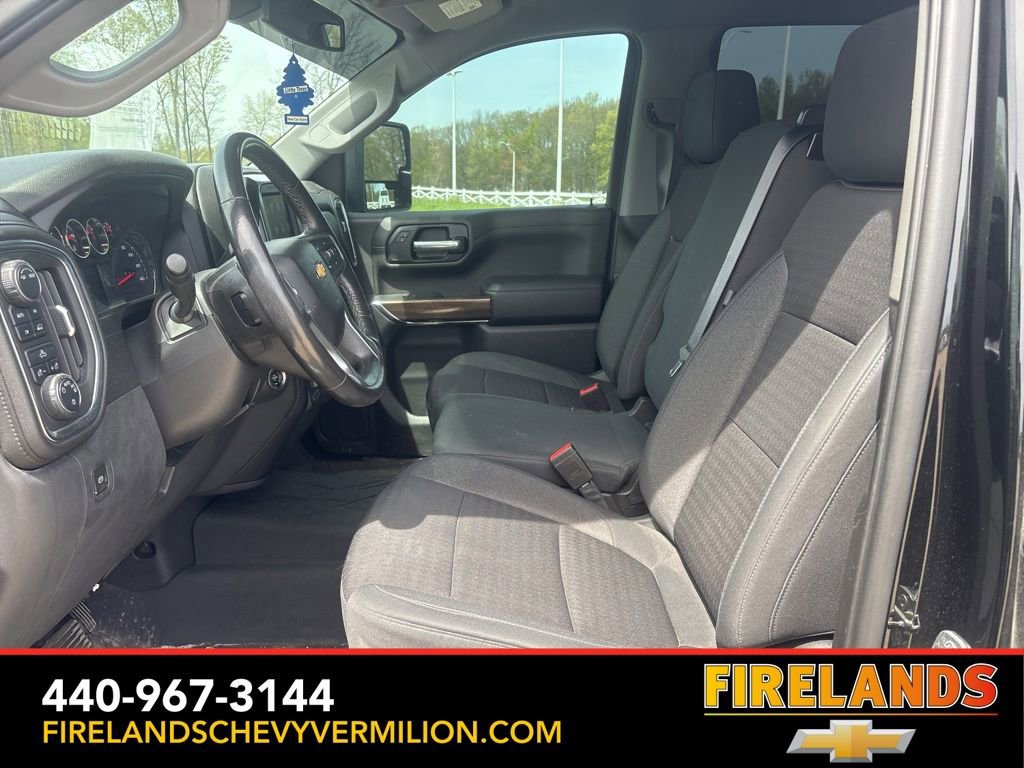 Used 2021 Chevrolet Silverado 1500 LT w/ Convenience Package II AWD/4WD image 14