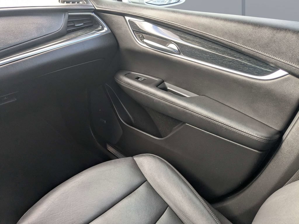 Used 2020 Cadillac XT5 Premium Luxury FWD image 21