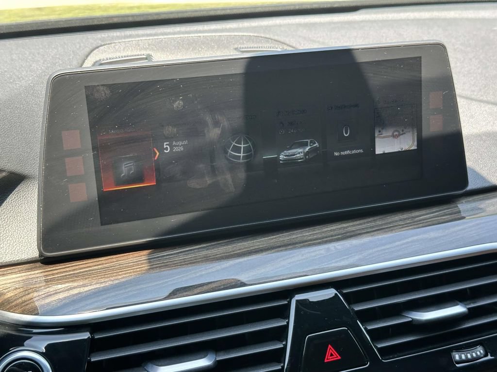 Used 2017 BMW 530i xDrive AWD/4WD image 26