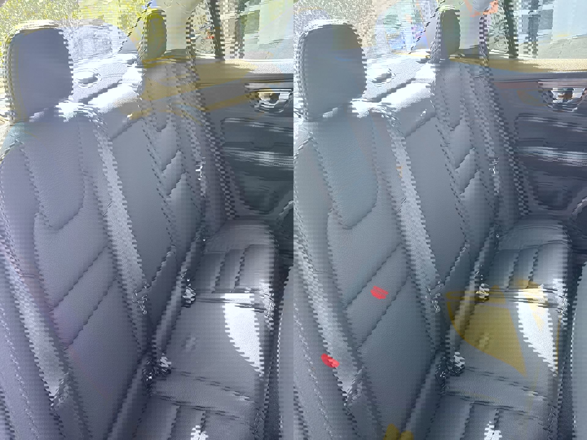 Used 2024 Volvo S60 T8 Plus w/ Climate Package image 26