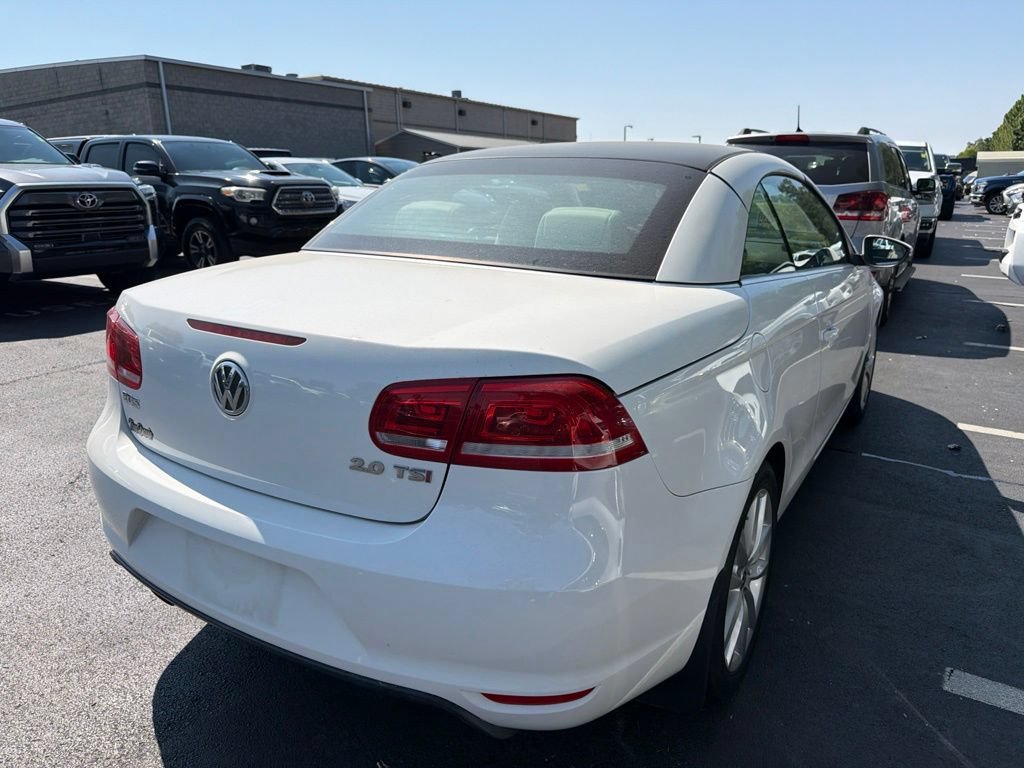 Used 2012 Volkswagen Eos Komfort FWD image 3