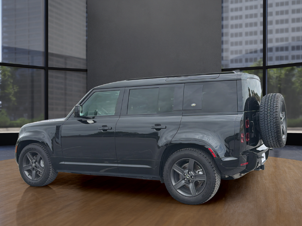 Certified 2024 Land Rover Defender 110 X-Dynamic SE AWD/4WD image 14