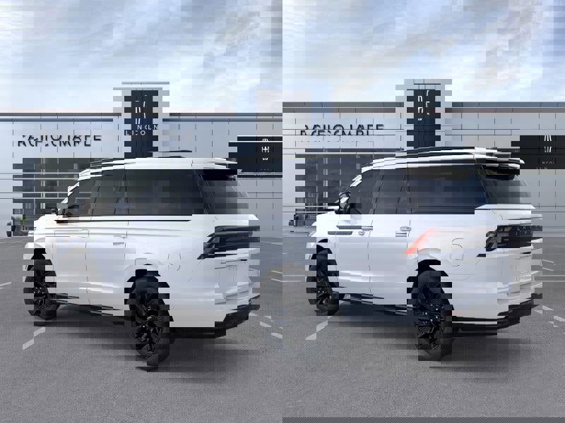 New 2025 Lincoln Navigator L Reserve w/ Jet Appearance Package image 4