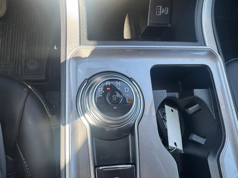 Used 2024 Ford Edge SEL w/ Convenience Package image 18