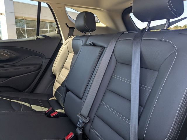 Used 2023 GMC Terrain Denali image 27