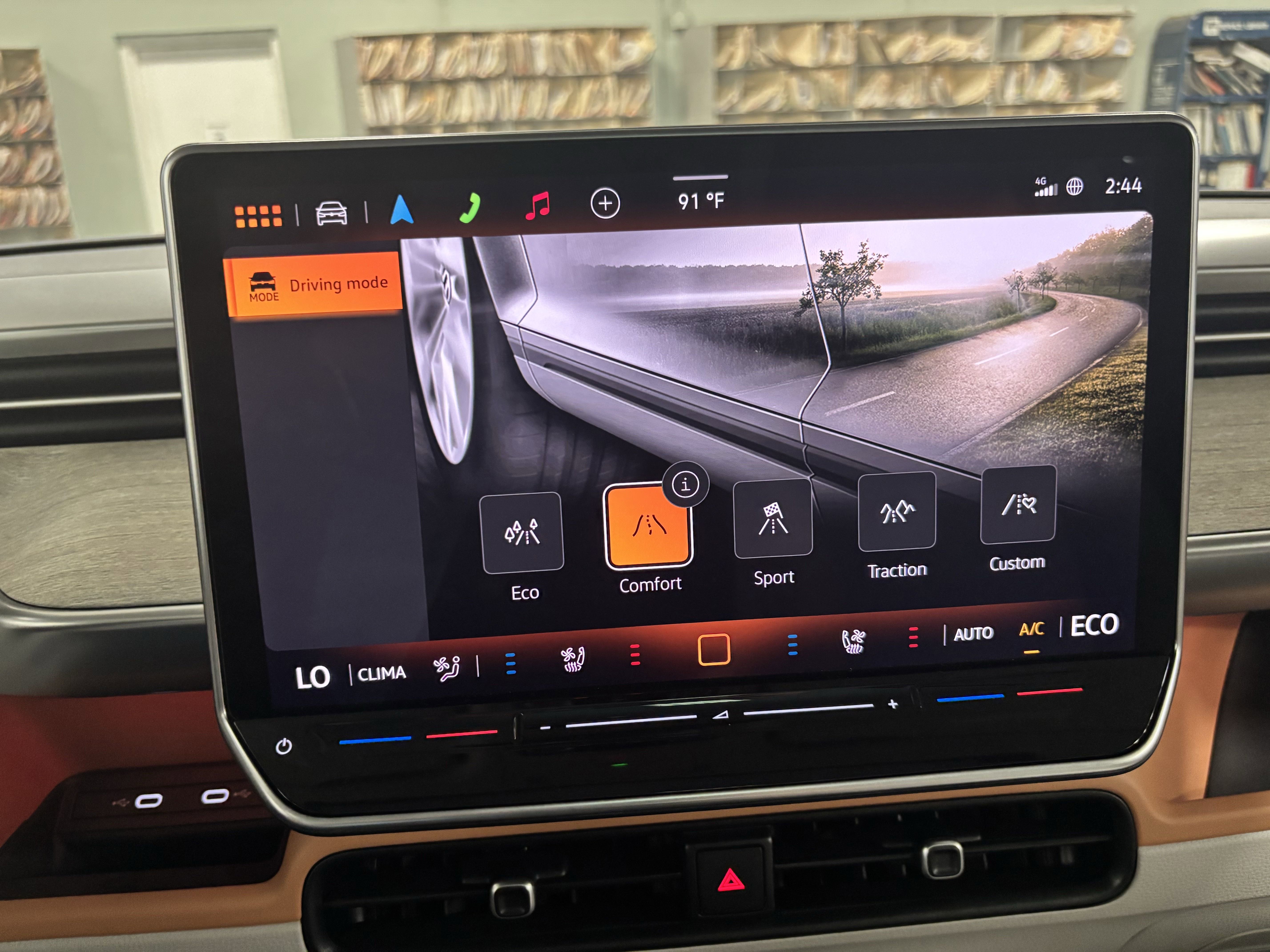 New 2025 Volkswagen ID. Buzz 1st Edition image 20