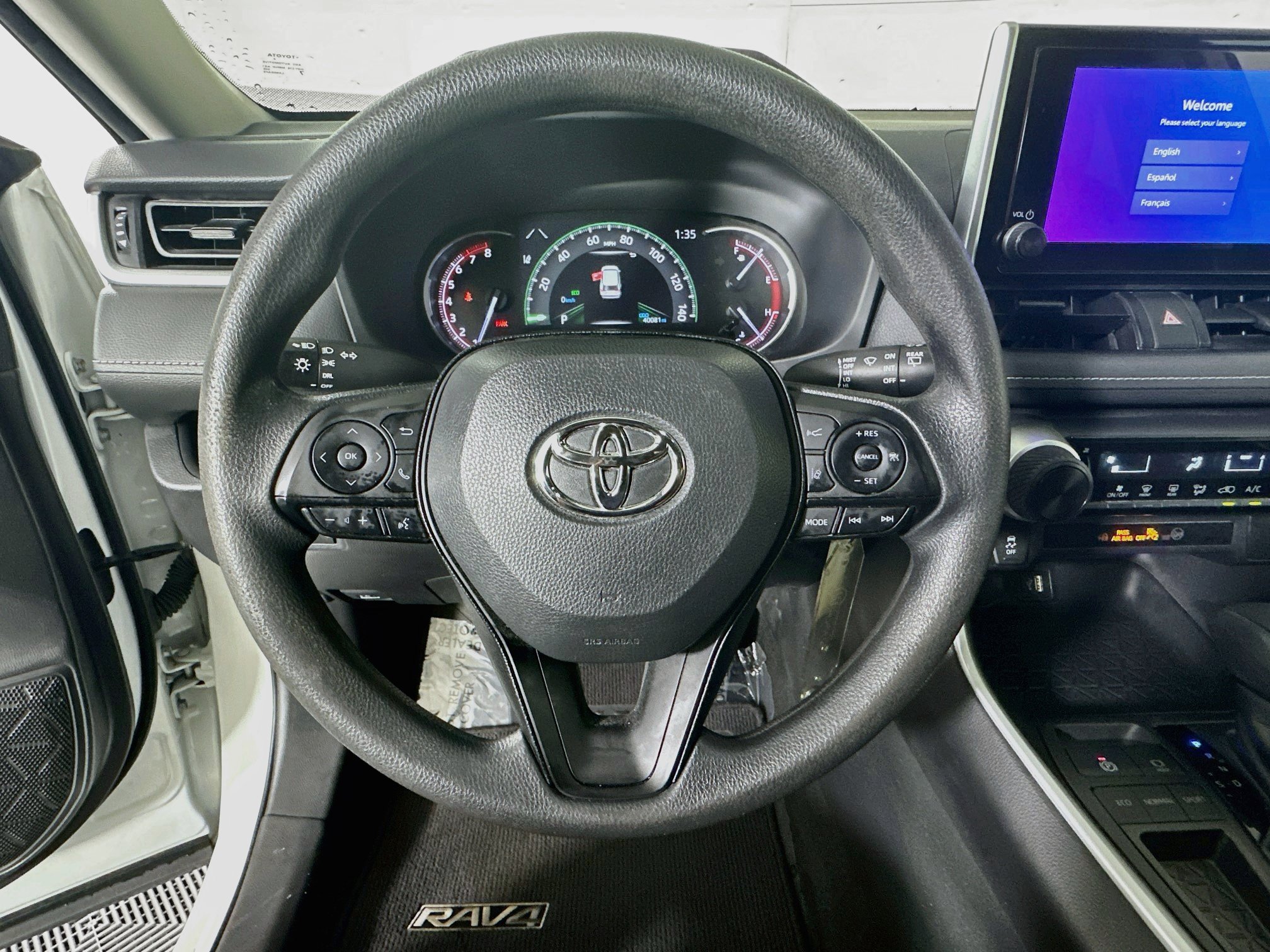 Used 2023 Toyota RAV4 LE FWD image 15