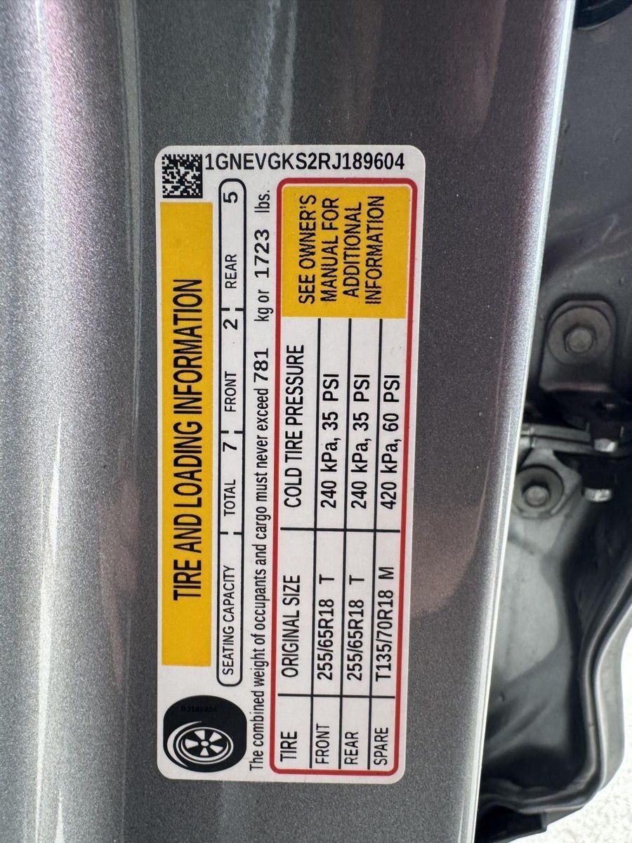 Used 2024 Chevrolet Traverse LT AWD/4WD image 37