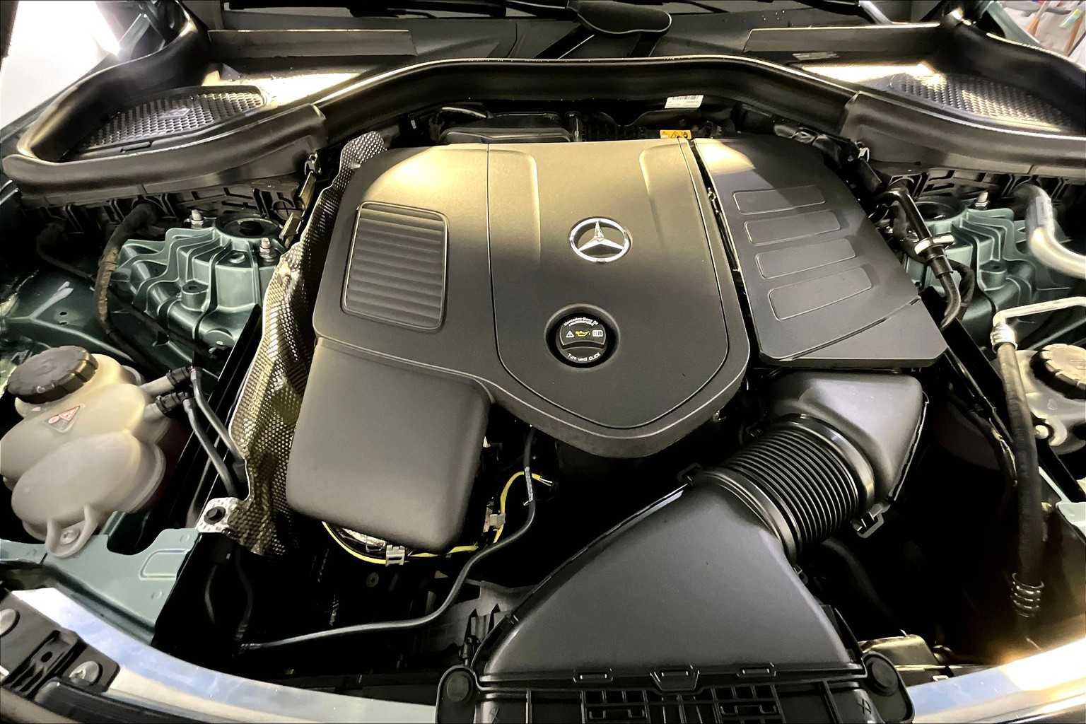 New 2026 Mercedes-Benz GLC 300 4MATIC image 14