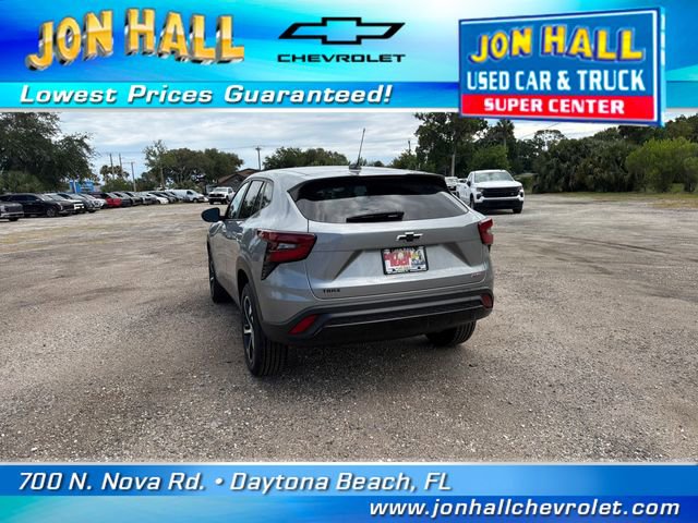 Used 2025 Chevrolet Trax RS w/ Driver Confidence Package FWD image 8