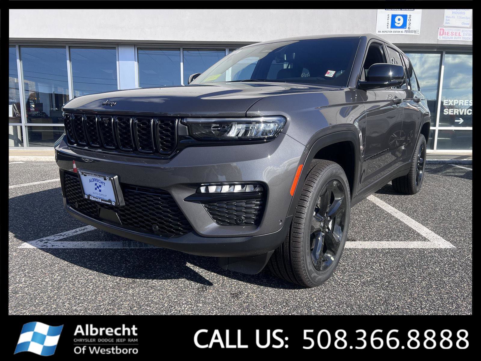 New 2025 Jeep Grand Cherokee Limited w/ Luxury Tech Group II image 1
