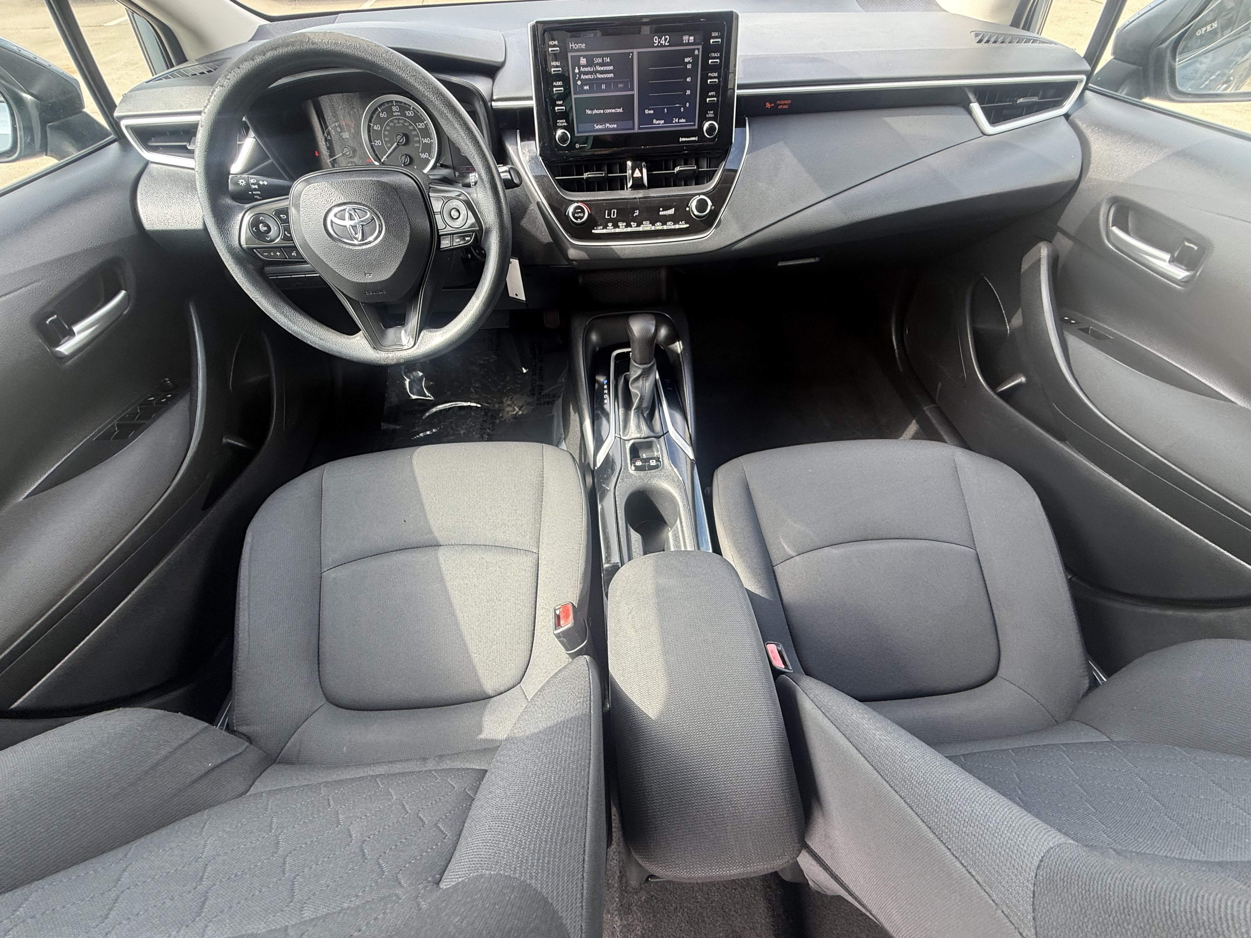 Used 2021 Toyota Corolla LE FWD image 11