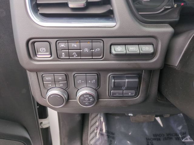Certified 2021 GMC Yukon AT4 w/ Rear Media and Nav Package AWD/4WD image 18