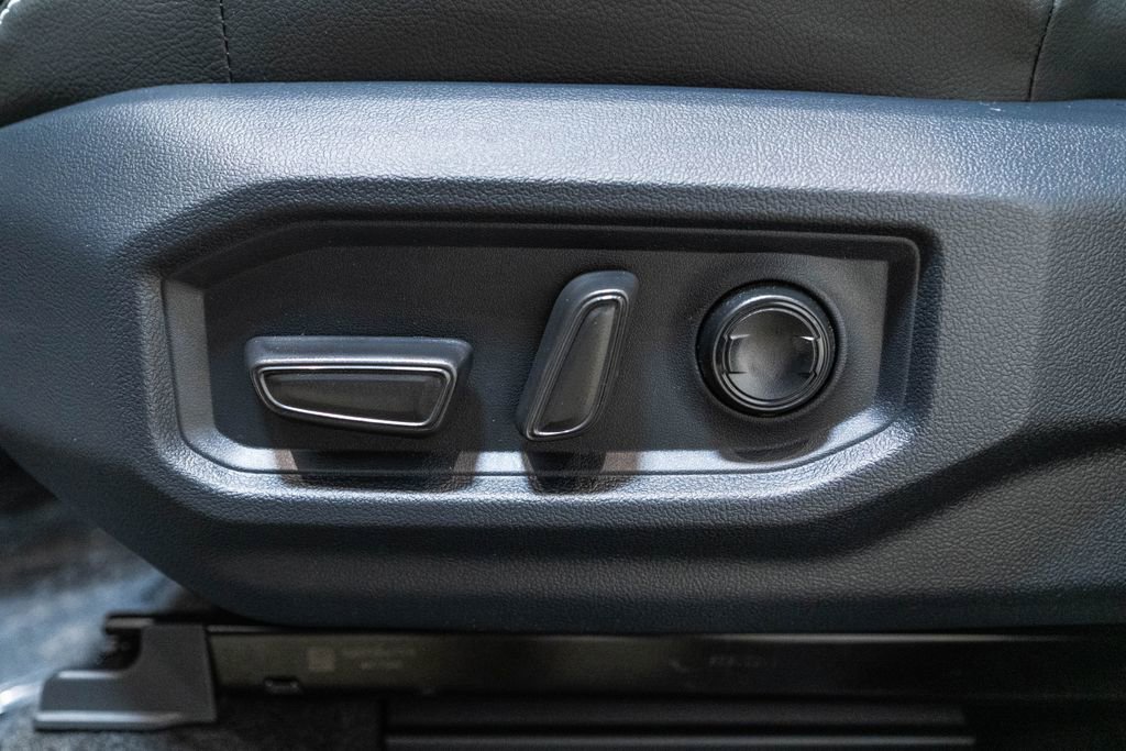 New 2026 Toyota Tundra Limited AWD/4WD image 23