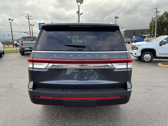 Used 2024 Lincoln Navigator L Reserve image 6