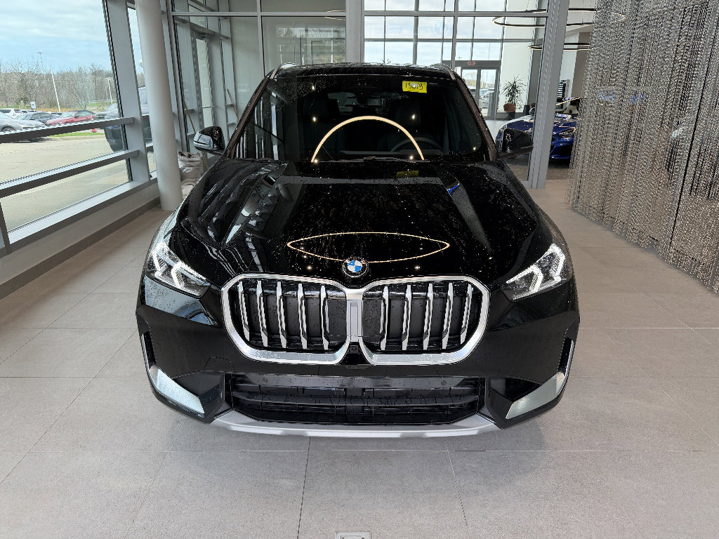 New 2026 BMW X1 xDrive28i w/ Technology Package AWD/4WD image 2