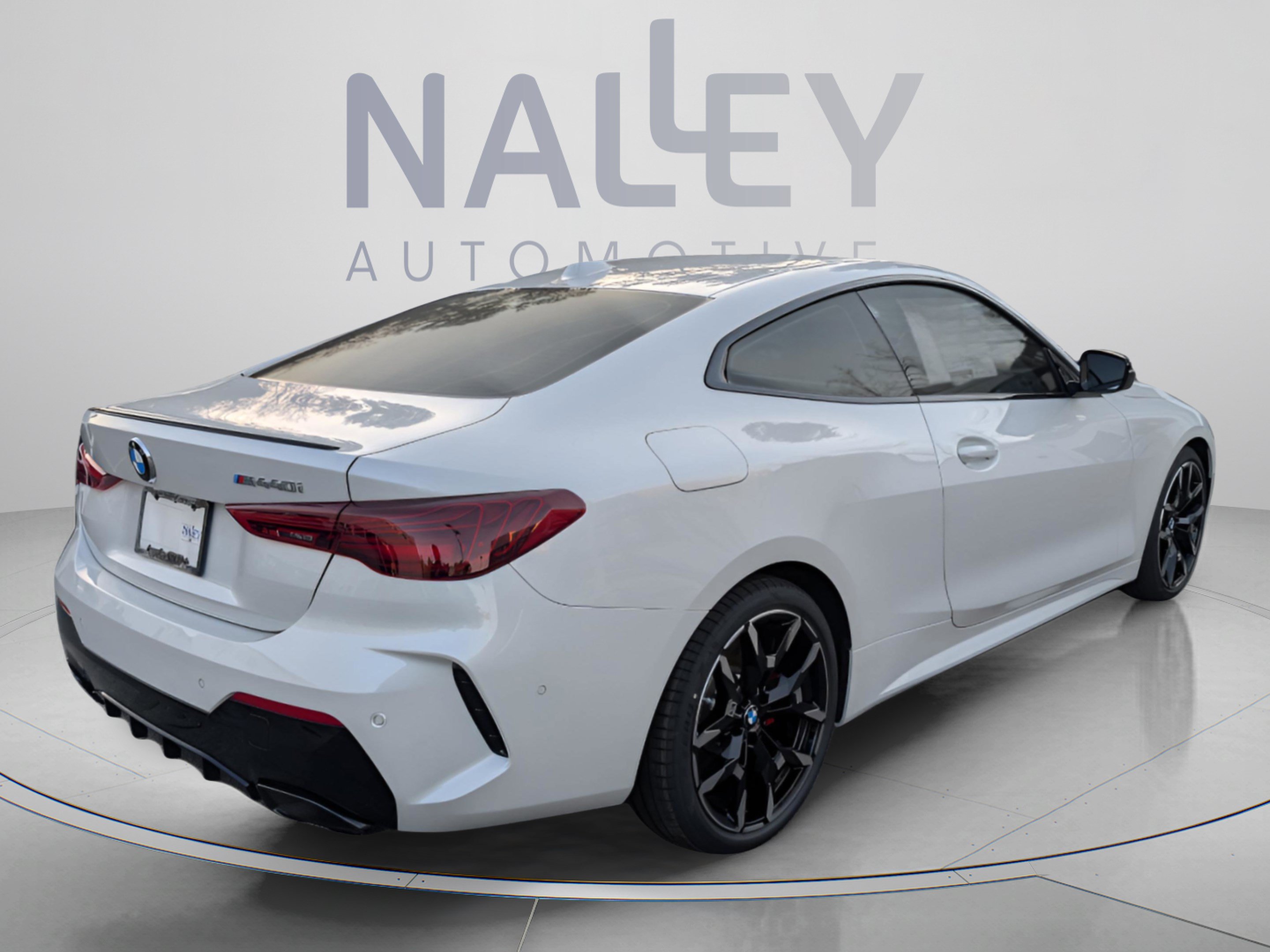 Used 2026 BMW M440i Coupe RWD image 5