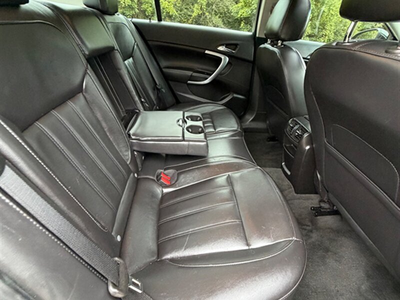 Used 2012 Buick Regal Leather FWD image 19
