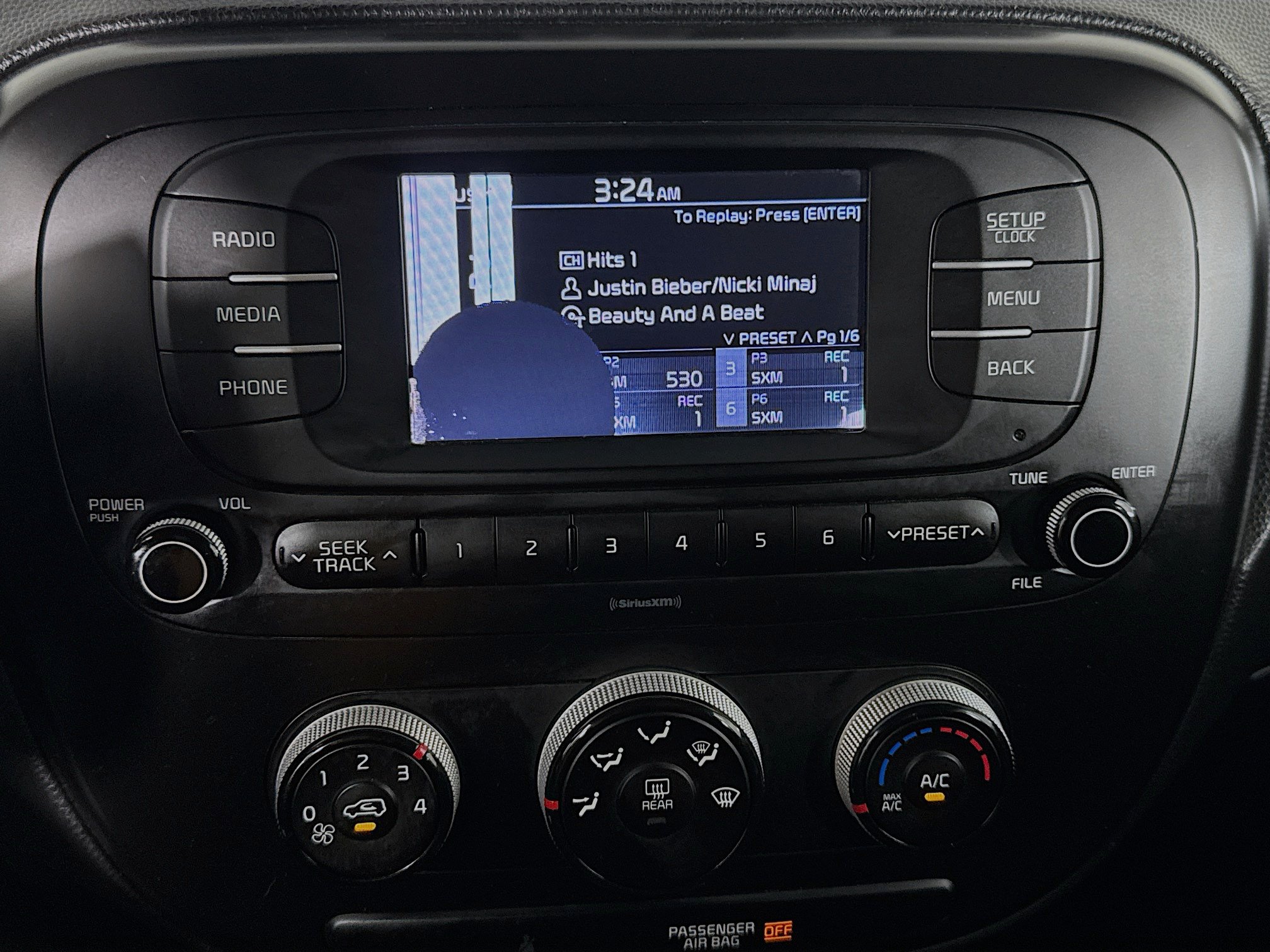 Used 2018 Kia Soul FWD image 16