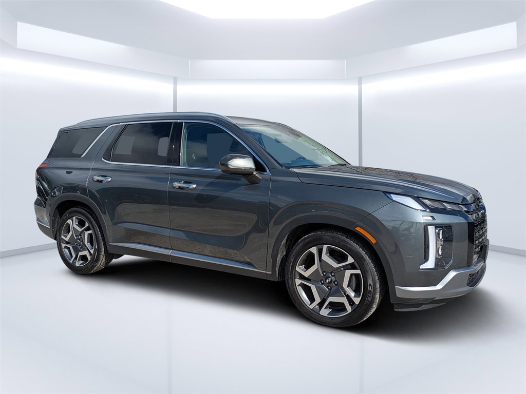 Used 2024 Hyundai Palisade Limited image 1
